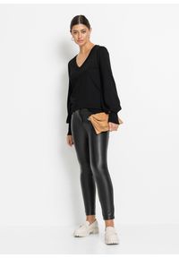 bonprix - Cienki sweter z mieszanki wiskozy. Kolor: czarny. Materiał: dzianina, wiskoza. Wzór: gładki, ze splotem #3