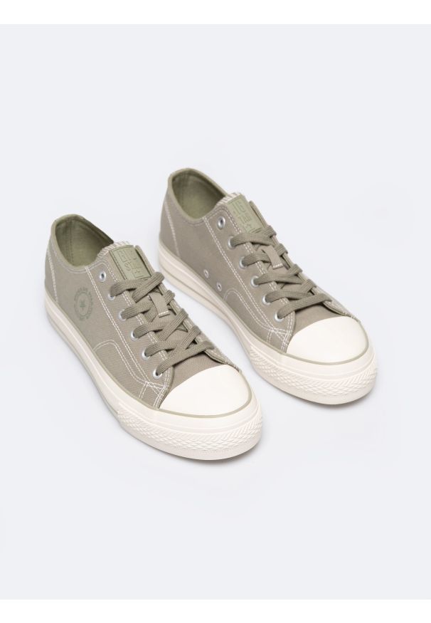 Big-Star - Trampki męskie niskie khaki RR174325 301. Kolor: zielony. Materiał: materiał, jeans. Sezon: wiosna. Styl: elegancki