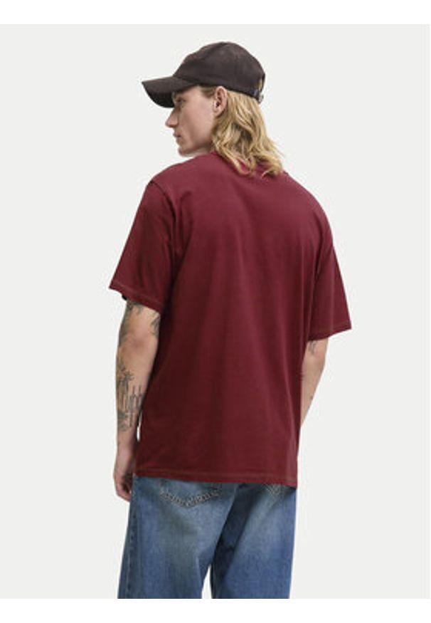 Jack & Jones T-Shirt Meadows Minimal 12283630 Czerwony Loose Fit. Kolor: czerwony. Materiał: bawełna