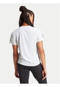 Adidas - adidas Koszulka techniczna Own The Run IK7442 Biały Regular Fit. Kolor: biały. Materiał: syntetyk. Sport: bieganie