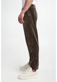 Emporio Armani - Spodnie dresowe męskie welurowe EMPORIO ARMANI. Materiał: dresówka, welur #5