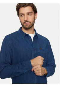 Lee Koszula jeansowa Leesure 112355712 Niebieski Regular Fit. Kolor: niebieski. Materiał: bawełna