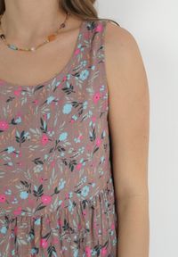 Born2be - Ciemnoróżowa Bawełniana Sukienka w Kwiaty na Szerokich Ramiączkach Aruena. Kolor: różowy. Materiał: bawełna. Długość rękawa: na ramiączkach. Wzór: kwiaty #3