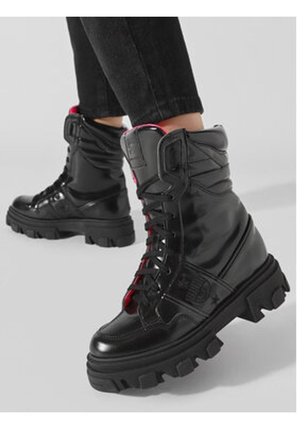 Chiara Ferragni Trapery CF3039-001 Czarny. Kolor: czarny. Materiał: skóra