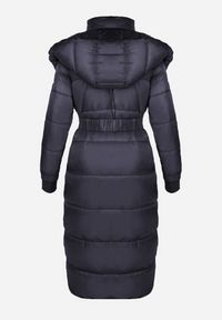 Born2be - Granatowa Kurtka Pikowana Długa Drerrigale. Kolor: niebieski. Materiał: materiał. Długość rękawa: długi rękaw. Długość: długie. Sezon: zima, jesień #3