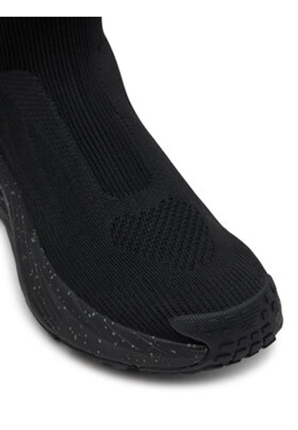 EA7 Emporio Armani Sneakersy X8Z057 XK430 E593 Czarny. Kolor: czarny. Materiał: materiał