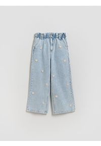 Reserved - Jeansy wide leg z aplikacją - niebieski. Kolor: niebieski. Wzór: aplikacja #1