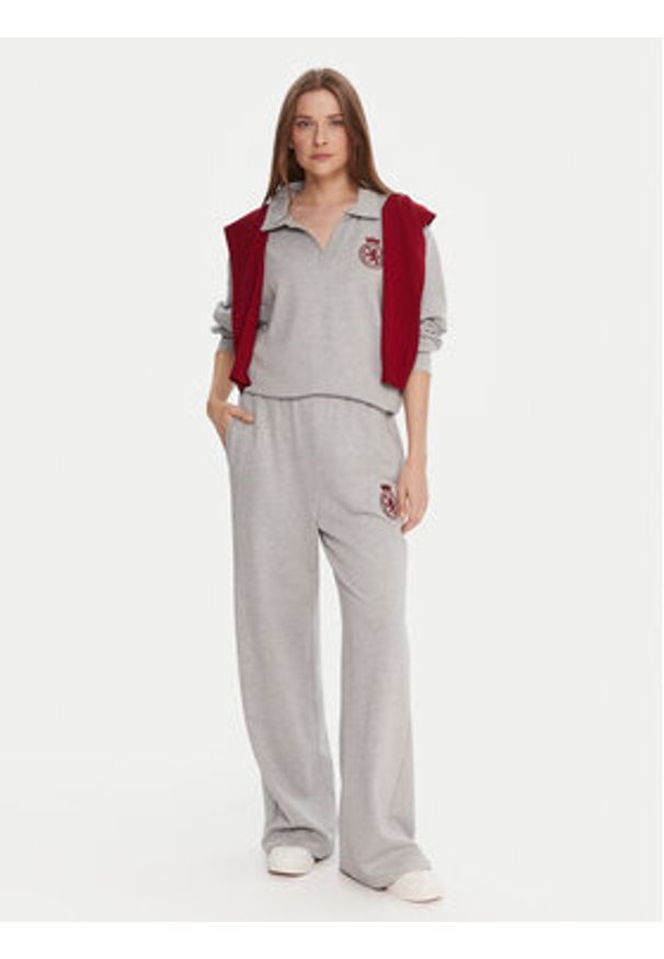 TOMMY HILFIGER - Tommy Hilfiger Spodnie dresowe UW0UW06081 Szary Wide Leg. Kolor: szary. Materiał: bawełna