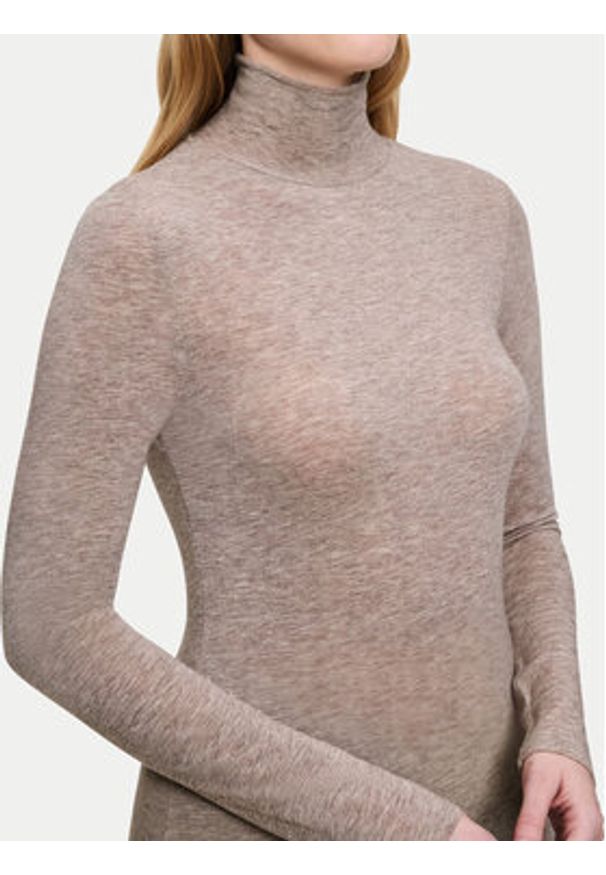 Triumph Golf Bauty Layers 10225074 Beżowy Slim Fit. Typ kołnierza: golf. Kolor: beżowy. Materiał: wełna