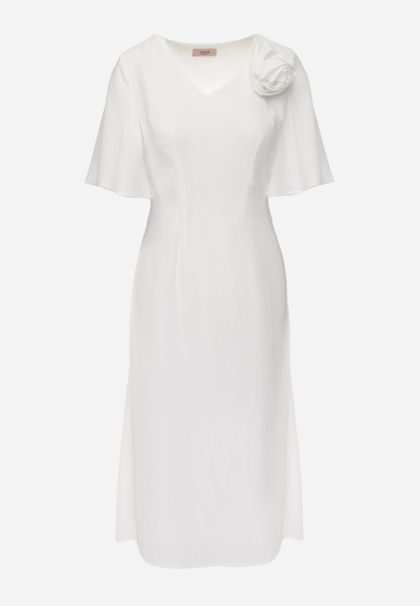 Born2be - Biała Koktajlowa Sukienka VICES ze Zwiewnymi Rękawami i Kwiatową Aplikacją 3D Talilia. Okazja: na wesele, na ślub cywilny, na imprezę. Kolor: biały. Wzór: aplikacja, kwiaty. Styl: wizytowy