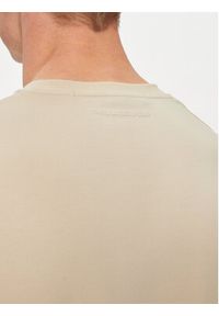 Karl Lagerfeld - KARL LAGERFELD T-Shirt 755055 542221 Beżowy Regular Fit. Typ kołnierza: dekolt w karo. Kolor: beżowy. Materiał: bawełna #3