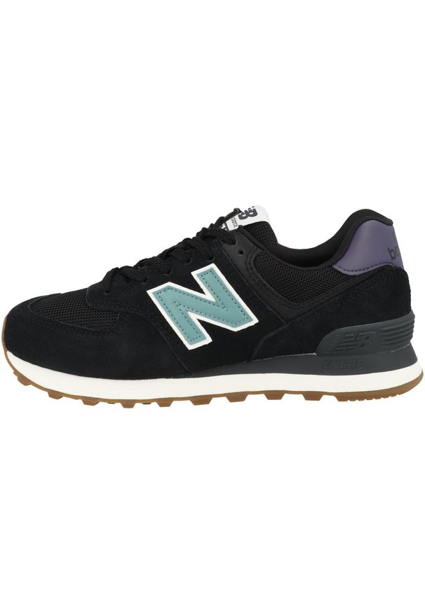 Buty do chodzenia damskie New Balance 574. Zapięcie: sznurówki. Kolor: czarny. Materiał: syntetyk, zamsz, materiał. Szerokość cholewki: normalna. Model: New Balance 574. Sport: turystyka piesza