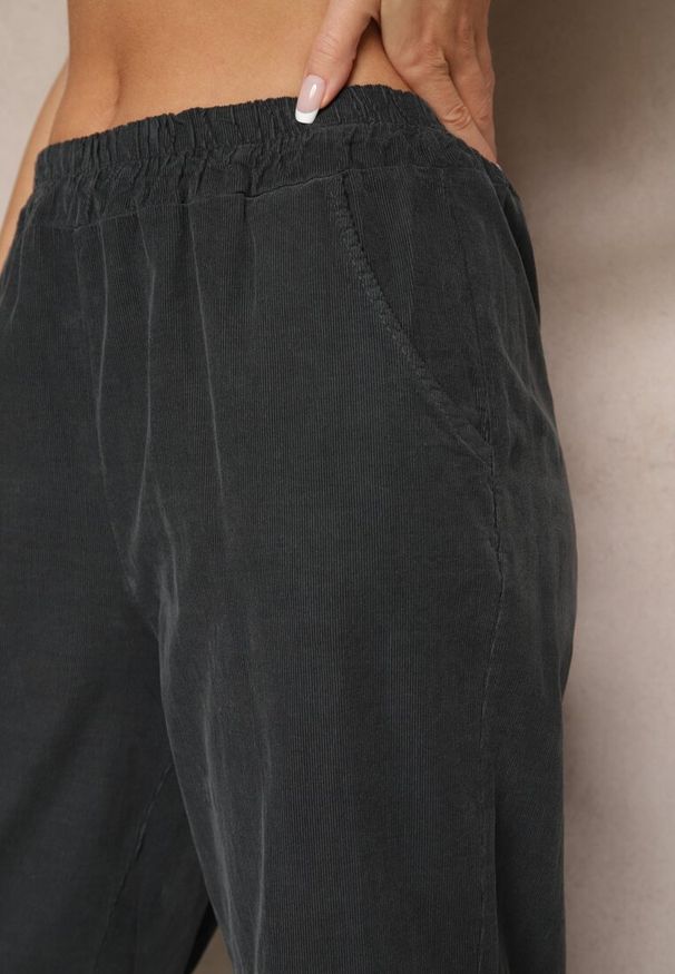Renee - Ciemnoszare Spodnie z Bawełny High Waist Galili. Okazja: na co dzień. Stan: podwyższony. Kolor: szary. Materiał: bawełna. Styl: klasyczny, elegancki, casual