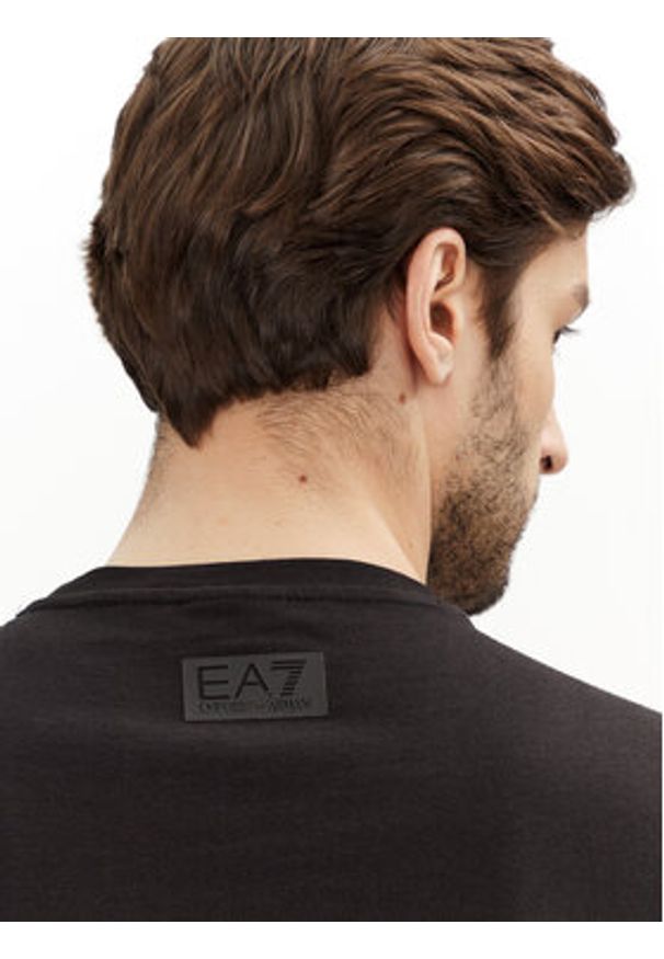 EA7 Emporio Armani T-Shirt 7M000149 AF14772 UC001 Czarny Regular Fit. Kolor: czarny. Materiał: bawełna
