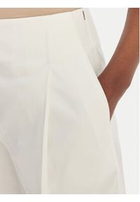 BOSS Kuloty Tulotta 50551913 Biały Relaxed Fit. Kolor: biały. Materiał: bawełna #4