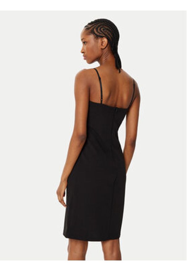 Rinascimento Sukienka koktajlowa CFC0121697003 Czarny Slim Fit. Kolor: czarny. Materiał: syntetyk. Styl: wizytowy