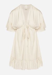 Born2be - Beżowa Nietoperzowa Sukienka z Wiskozą o Rozkloszowanym Kroju z Falbanką Tullimi. Okazja: na co dzień. Typ kołnierza: dekolt w kształcie V. Kolor: beżowy. Materiał: wiskoza. Styl: casual, elegancki #4