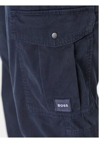 BOSS - Boss Spodnie materiałowe Sisla-5-Cargo 50501614 Granatowy Regular Fit. Kolor: niebieski. Materiał: bawełna, materiał
