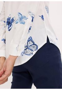 bonprix - Bluzka z wiskozy z nadrukiem. Kolor: biały. Materiał: wiskoza. Długość: długie. Wzór: nadruk. Styl: elegancki #2