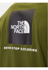 The North Face T-Shirt Redbox NF0A87NP Zielony Regular Fit. Kolor: zielony. Materiał: bawełna