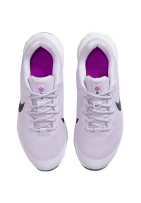 Buty do biegania Nike Revolution 6 Nn Jr DD1096 500 fioletowe. Zapięcie: rzepy. Kolor: fioletowy. Materiał: guma. Szerokość cholewki: normalna. Model: Nike Revolution