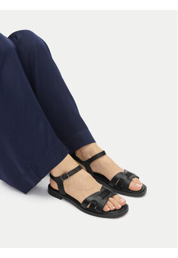 Lasocki Sandały RST-EMIE-04 Czarny. Kolor: czarny. Materiał: skóra