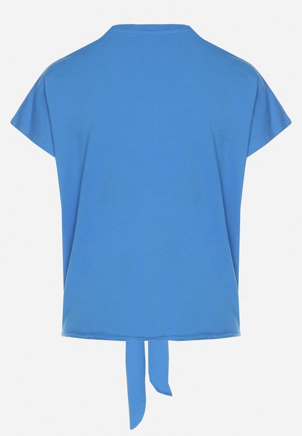 Born2be - Jasnoniebieski T-shirt z Bawełny z Ozdobnym Wiązaniem Sunitra. Okazja: na co dzień, na spotkanie biznesowe. Kolor: niebieski. Materiał: bawełna. Sezon: lato, wiosna. Styl: klasyczny, biznesowy, casual