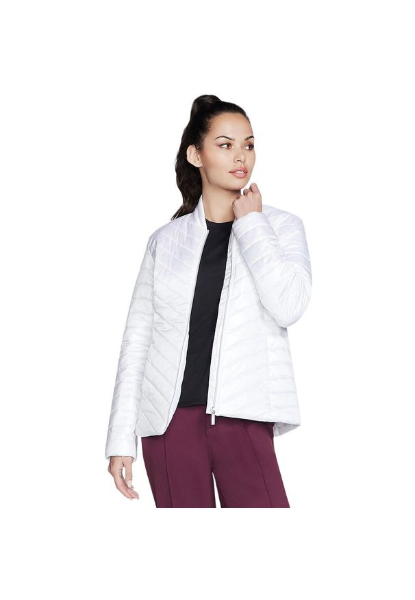 skechers - Kurtka Skechers Goshield Shine Jacket, Kobiety. Kolor: biały. Materiał: puch, poliester, materiał. Sport: turystyka piesza