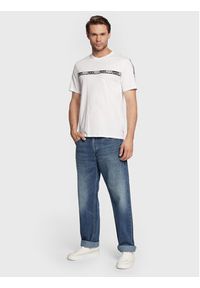 Levi's® T-Shirt Core 16143-0612 Biały Relaxed Fit. Kolor: biały. Materiał: bawełna #3