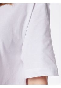 Love Moschino - LOVE MOSCHINO T-Shirt W4H8301M 3876 Biały Relaxed Fit. Kolor: biały. Materiał: bawełna