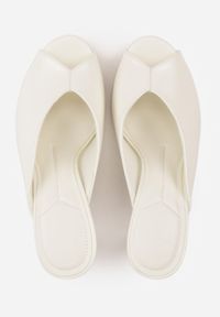 Born2be - Białe Klapki na Szpilce Ozdobione Wyciętą Cholewką Berineli. Kolor: biały. Materiał: jeans. Wzór: aplikacja. Obcas: na szpilce #5