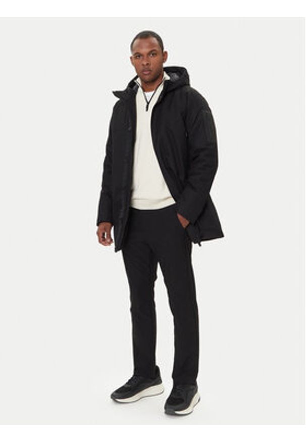 BOSS Parka Hexatech 50544563 Czarny Regular Fit. Kolor: czarny. Materiał: syntetyk