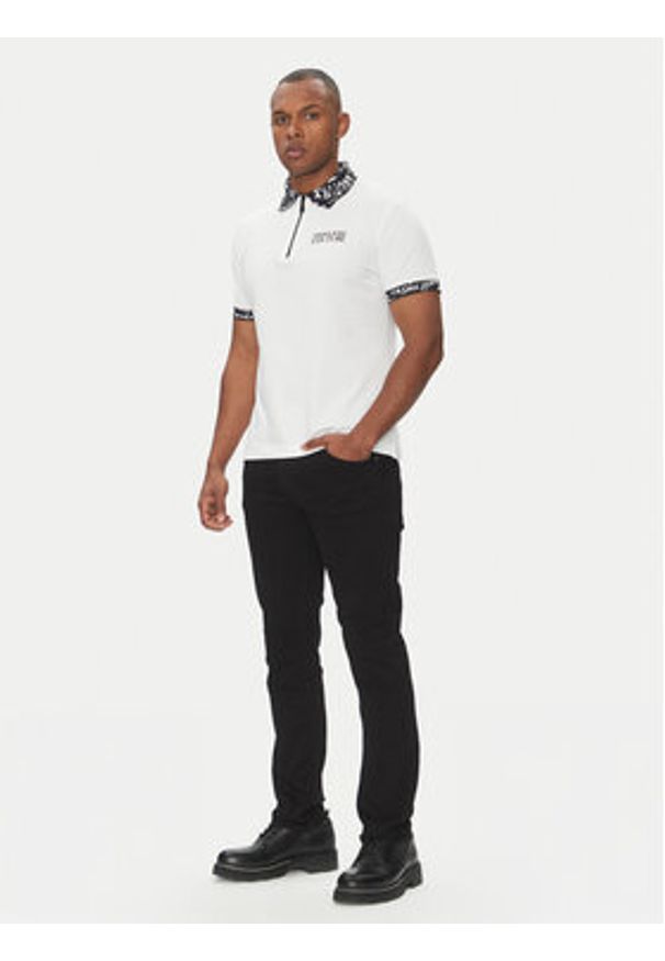 Versace Jeans Couture Polo 78GAGT02 Biały Regular Fit. Typ kołnierza: polo. Kolor: biały. Materiał: bawełna