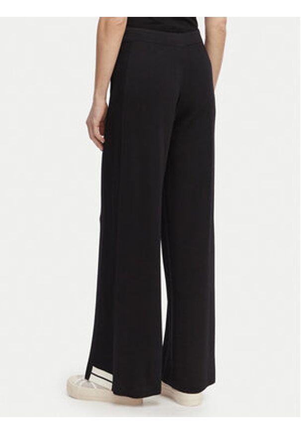 Guess Spodnie dzianinowe V6GB06 Z0651 Czarny Regular Fit. Kolor: czarny. Materiał: wiskoza, syntetyk