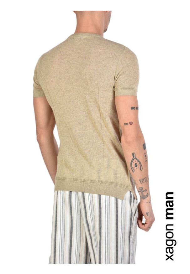 Xagon Man T-Shirt | P21081J11202 | Mężczyzna | Beżowy. Okazja: na co dzień. Kolor: beżowy. Materiał: akryl, bawełna. Styl: casual