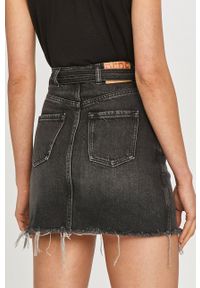 Pepe Jeans - Spódnica jeansowa Rachel. Okazja: na co dzień. Stan: podwyższony. Kolor: czarny. Styl: casual #4