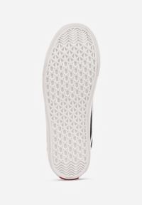 Renee - Czarno-Białe Tenisówki z Boczną Naszywką Simeris. Kolor: czarny. Materiał: jeans. Wzór: aplikacja. Styl: sportowy, klasyczny #4