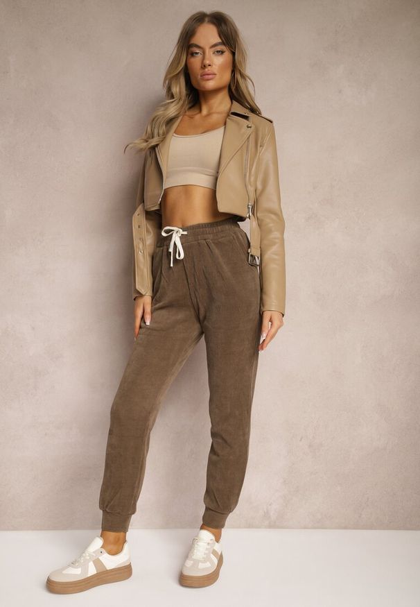 Renee - Brązowe Dresowe Spodnie z Dodatkiem Bawełny High Waist z Gumką w Pasie Pesaria. Stan: podwyższony. Kolor: brązowy. Materiał: bawełna, dresówka