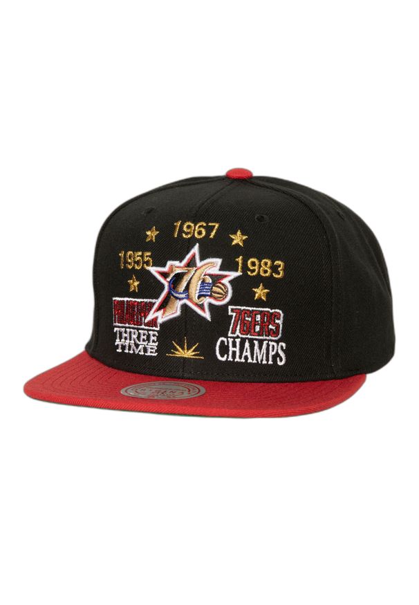 Czapka typu snapback Mitchell & Ness Champ Is Here Philadelphia 76ers. Kolor: czarny