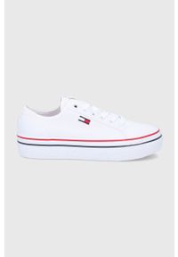 Tommy Jeans Tenisówki damskie kolor biały. Nosek buta: okrągły. Zapięcie: sznurówki. Kolor: biały. Materiał: guma. Obcas: na platformie