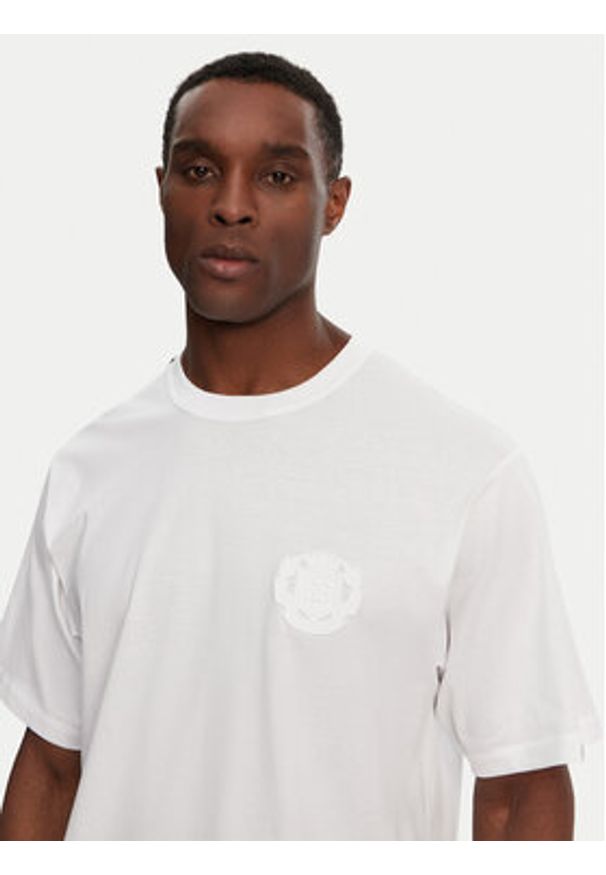 DOLCE & GABBANA - Dolce&Gabbana T-Shirt G8PN9Z G7NYJ Biały Regular Fit. Kolor: biały. Materiał: bawełna