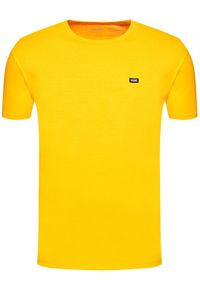 Vans T-Shirt Mn Off The Wall Clasic VN0A49R7 Żółty Classic Fit. Kolor: żółty #2