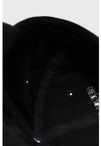 Helly Hansen - Skechers skarpetki (3-pack) kolor czarny z aplikacją. Kolor: czarny. Wzór: aplikacja