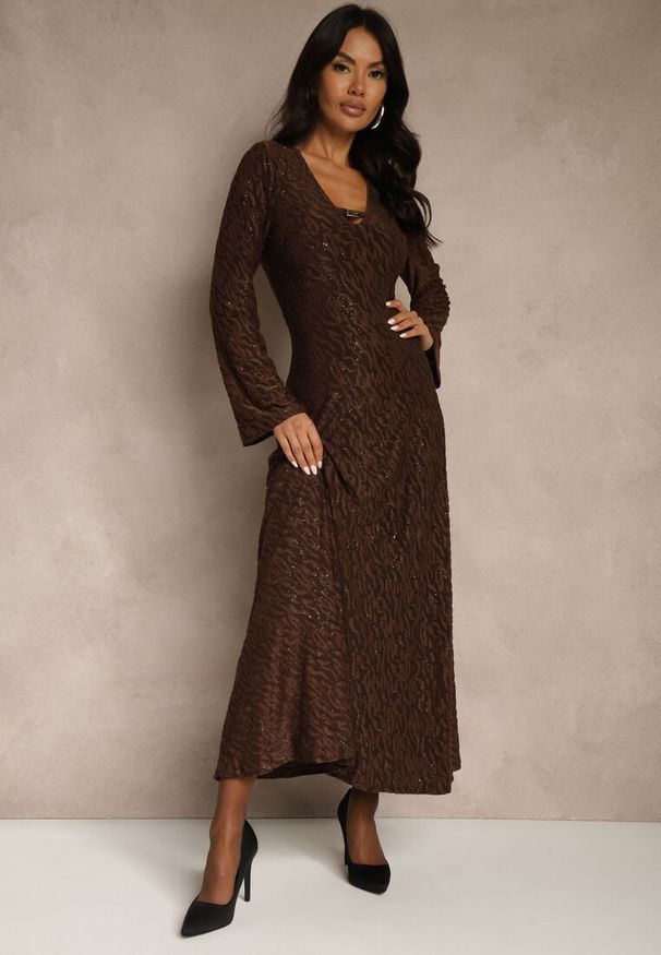 Renee - Brązowa Rozkloszowana Sukienka Longsleeve w Zebrę Zdobiona Brokatem Mevilisa. Kolor: brązowy. Długość rękawa: długi rękaw. Wzór: motyw zwierzęcy, aplikacja. Styl: klasyczny