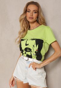 Renee - Jasnozielony T-shirt z Bawełny Ozdobiony Nadrukiem i Cyrkoniami Chinelia. Okazja: na co dzień. Kolor: zielony. Materiał: bawełna. Wzór: nadruk, aplikacja. Styl: casual, elegancki #5