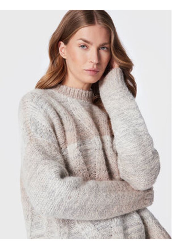 Peserico Easy Sweter M99902F03 A9164 Écru Regular Fit. Materiał: syntetyk