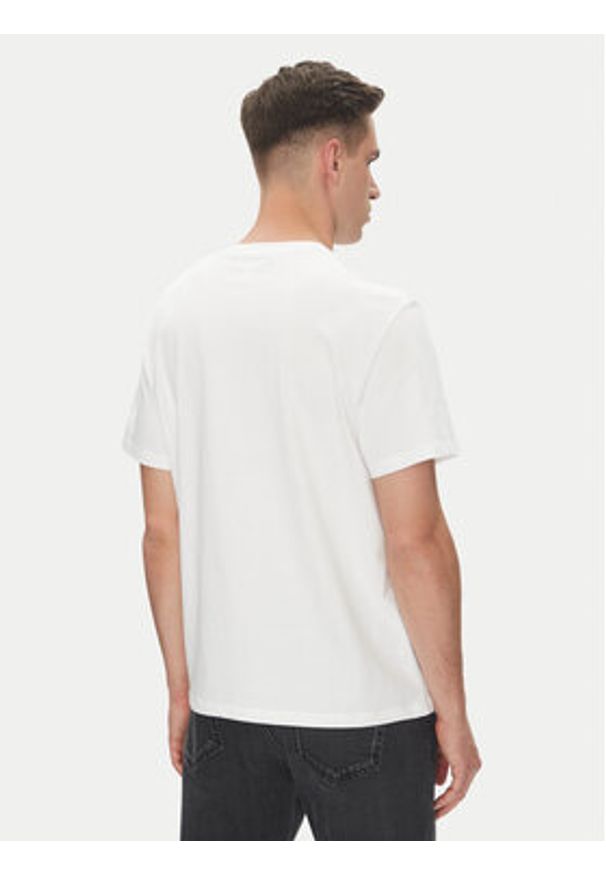 Calvin Klein Jeans T-Shirt Hero Monologo LV04RB862G Biały Regular Fit. Kolor: biały. Materiał: bawełna