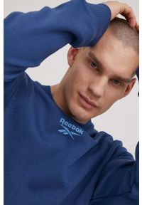 Reebok bluza HB2151 męska gładka. Okazja: na co dzień. Kolor: niebieski. Materiał: poliester, materiał, dzianina. Wzór: gładki. Styl: casual #5