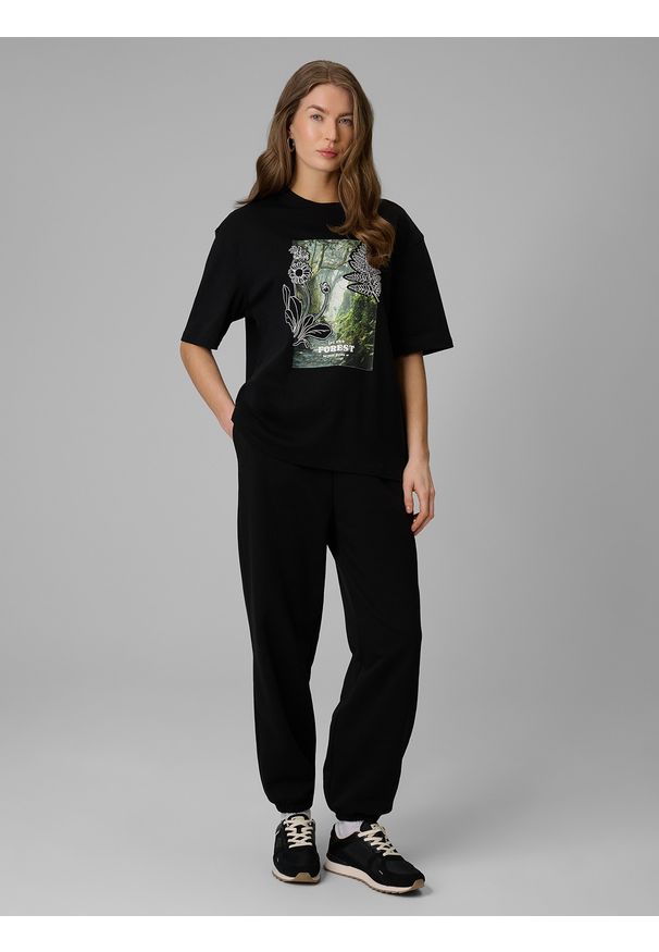4f - 4F T-shirt loose z nadrukiem damski - czarny M. Okazja: na co dzień. Kolor: czarny. Materiał: dzianina, materiał, bawełna. Wzór: nadruk. Styl: casual