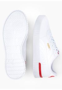 Puma - Sneakersy damskie PUMA CARINA 2.0 RED THREAD. Okazja: do pracy, na spacer, na co dzień. Kolor: biały. Sport: turystyka piesza